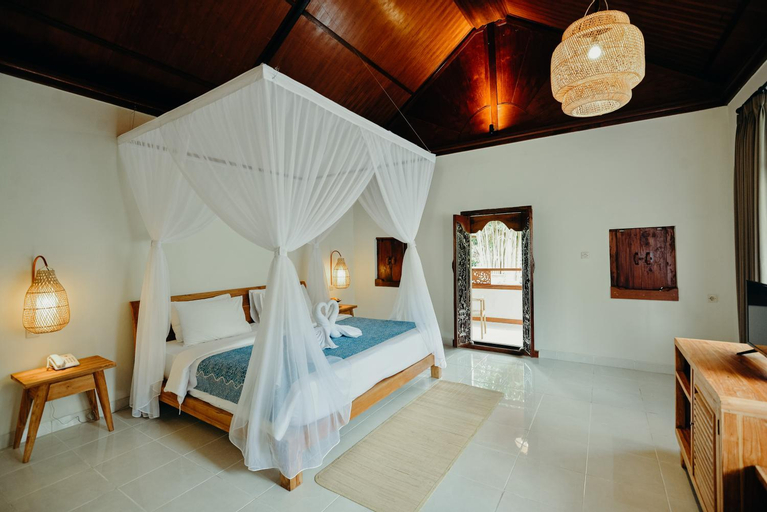 Bedroom 13
