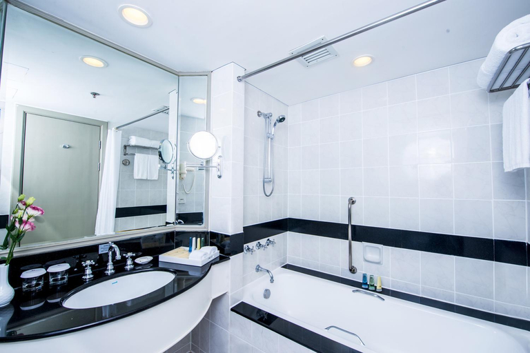 Bathroom 2