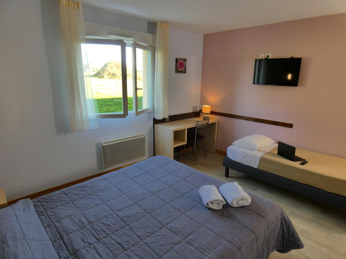 Bedroom 3, Hotel Azur Saint Junien Cit'Hotel, Haute-Vienne
