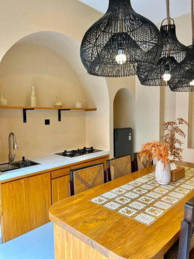 Dining Room 8