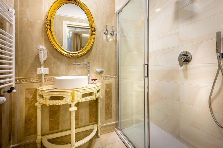 Bathroom 4, Relais Twelve B&B, Florence