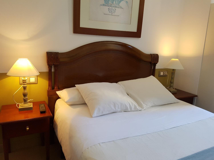Others 2, Hostal LK Barcelona, Barcelona