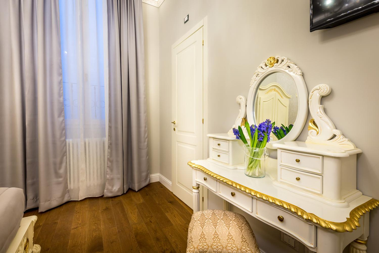 Others 5, Relais Twelve B&B, Florence