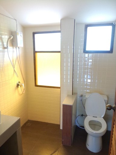 Bathroom 4, Pai Iyara Resort, Pai