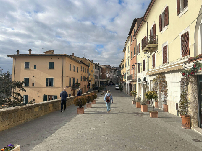 Exterior & Views 2, Garibaldi 14 Suite, Siena