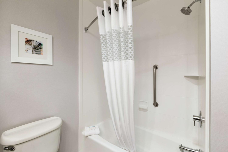 Bathroom 4