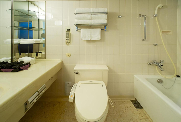 Bathroom 6