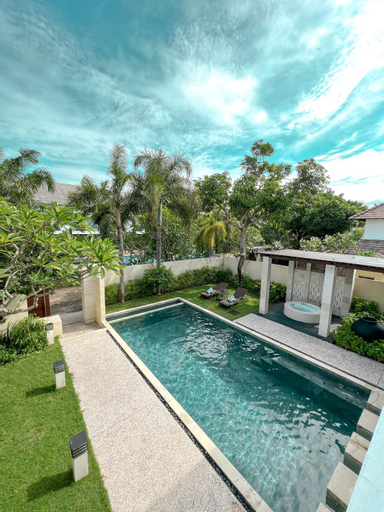 Swimming Pool 6