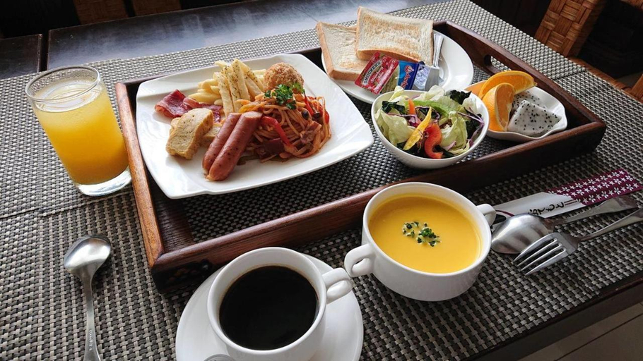 Food & Drinks 4