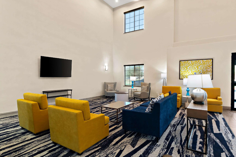 Public Area 2, Comfort Suites Bastrop, Bastrop