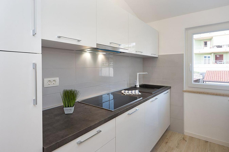 Others 5, Apartments Marina, Labin
