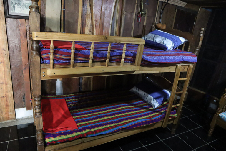 Bedroom 3, Balsa Café, Jayaque