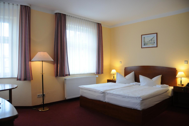 Bedroom 3, Hotel Dobelner Hof, Mittelsachsen