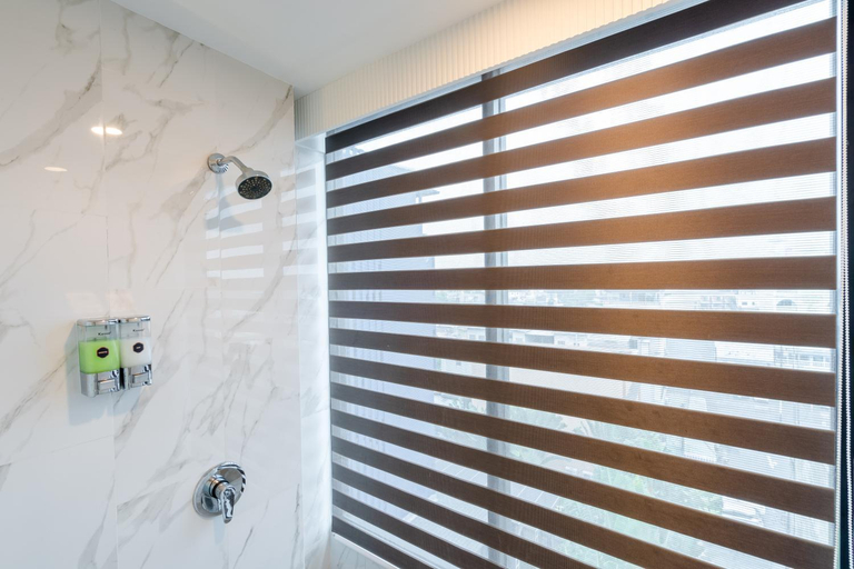 Bathroom 15