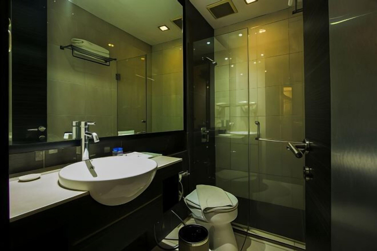 Bathroom 5