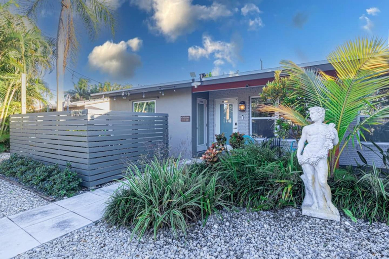 Exterior & Views 1, Wilton Manors Cottage East 2 Bed 2 Bath Wown Pool, Broward