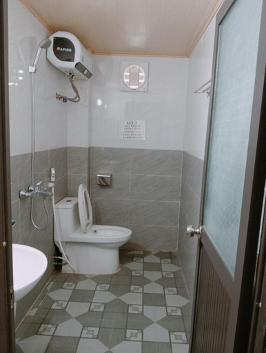Bathroom 5, Hien Thuc Hotel, Gia Viễn