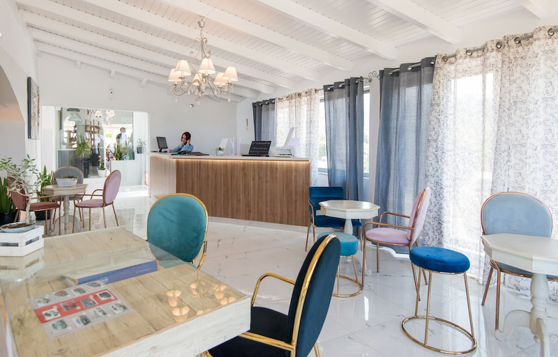 Food & Drinks 5, Amnissos Residence, Crete