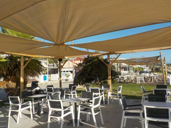 Food & Drinks 4, Konsta Apartments, Epirus