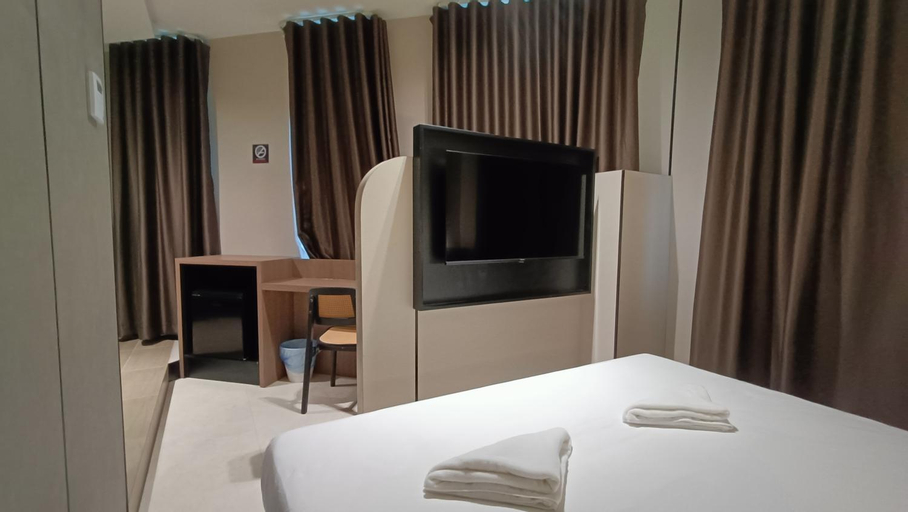 Bedroom 15