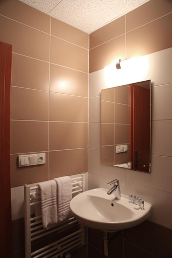 Bathroom 4, Sporthotel Hostivice, Praha - západ
