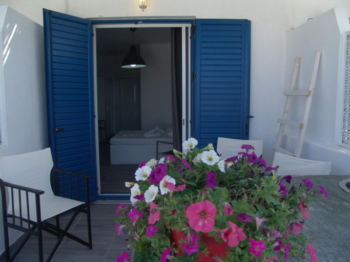 Others 3, Avlomonasbeach, South Aegean