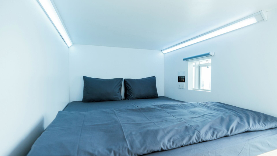 Bedroom 15