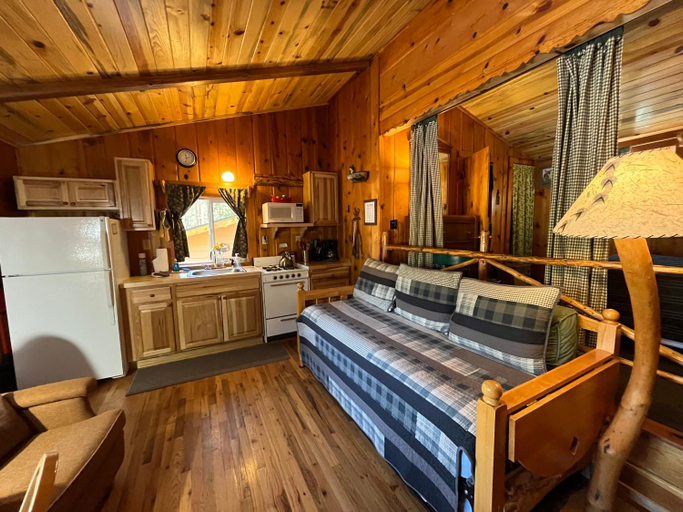 Others 5, Pine Haven Resort, Larimer