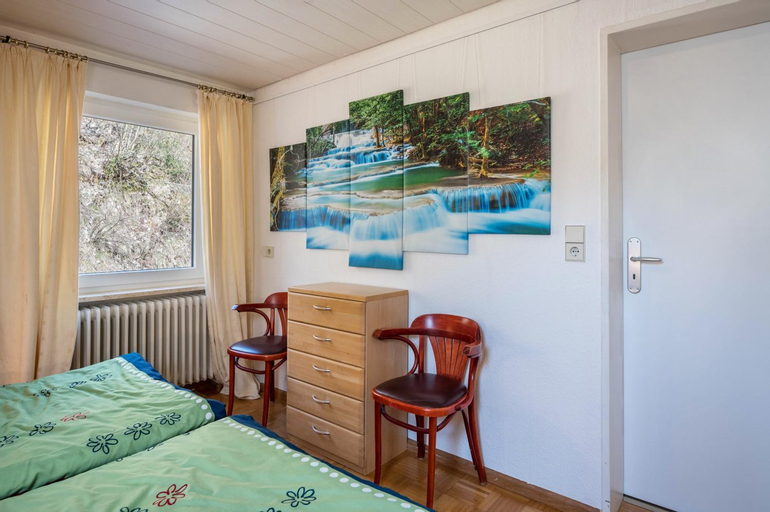 Bedroom 14