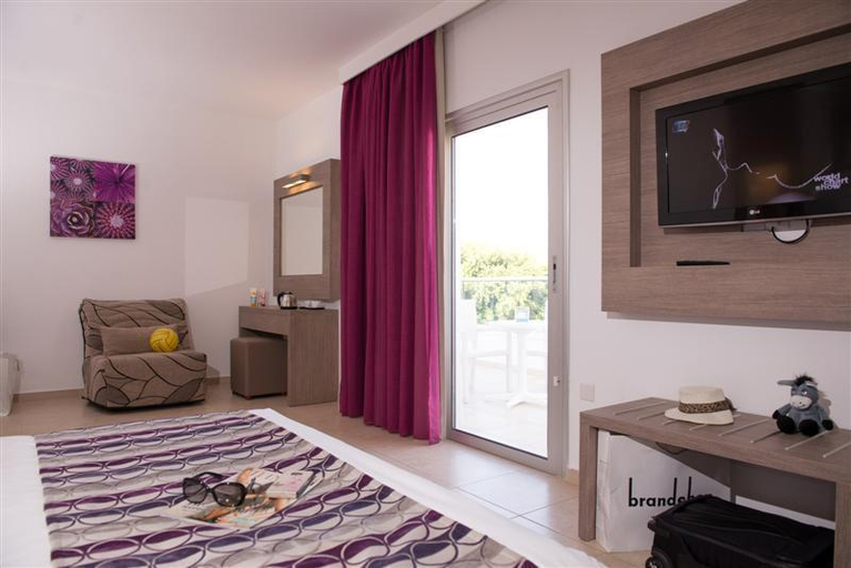 Bedroom 3, New Famagusta Hotel & Suites