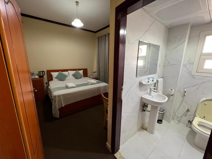 Bathroom 5, Al Jazeerah Hotel, Sharjah City