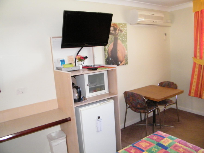 Others 5, Clansman Motel, Glen Innes Severn