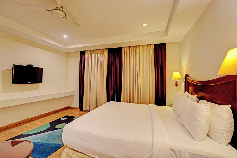 Bedroom 2, Hotel DSR Krone Delhi, Delhi