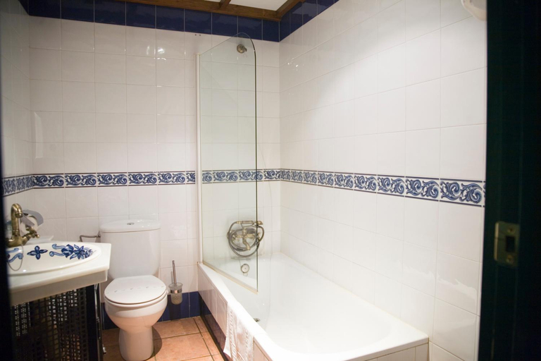 Bathroom 4, Hospedium Hotel Rural Soterrana, Cáceres