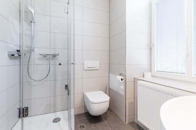 Bathroom 3, Hotel Restaurant Bismarckturm, Städteregion Aachen