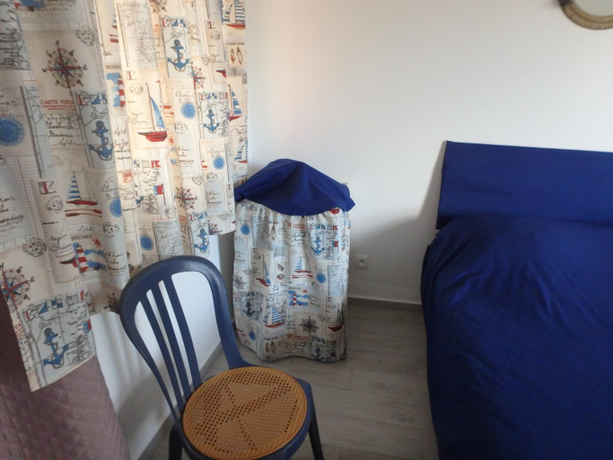 Others 5, La Marine, Le Moule