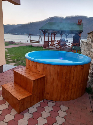 Others 3, Cabana BRO Clisura Dunarii, Sichevita
