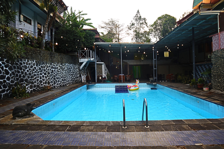 PLUM Hotel Palereman Batu, Malang