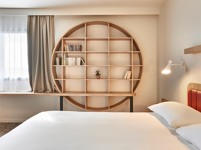 Bedroom 2, ibis Styles La Roche-sur-Yon, Vendée