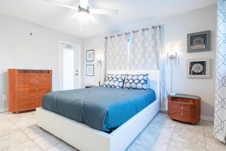 Bedroom 3, Wilton Manors Cottage East 2 Bed 2 Bath Wown Pool, Broward