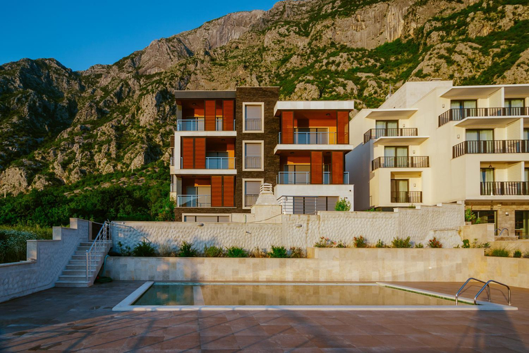 Others 4, Apartments Casa Delone