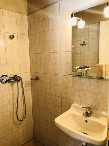 Bathroom, KIRKOS “PORTO”, East Macedonia and Thrace