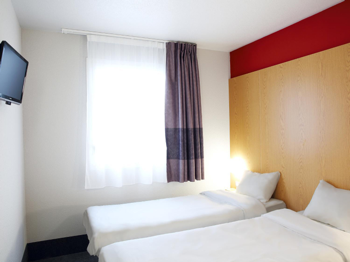 Bedroom 10