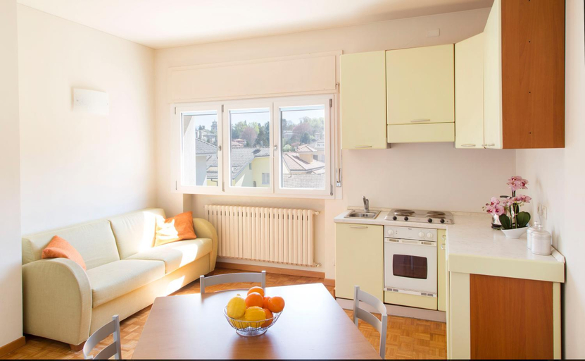 Dining Room 17