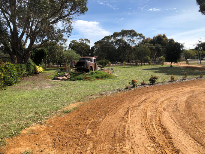 Others 4, Nutcrackers Lodge, Esperance