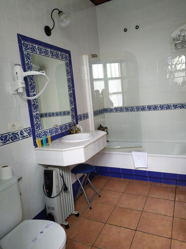 Bathroom 4, Hospedium Hotel Rural Soterrana, Cáceres