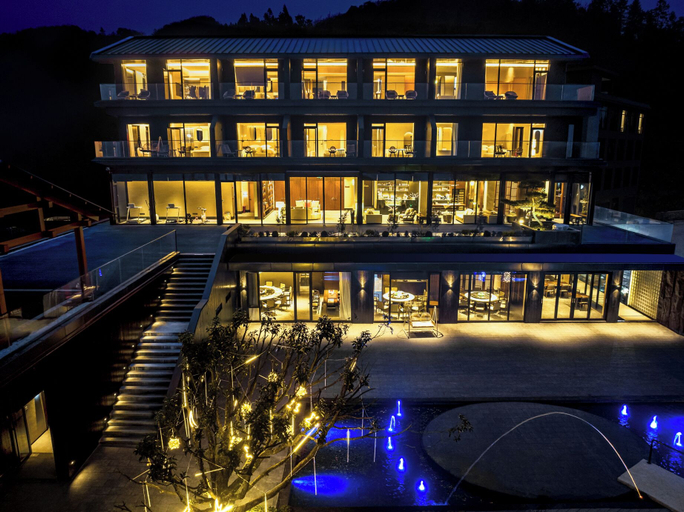 Exterior & Views 2, In Cloud Resort Hotel, Yongzhou