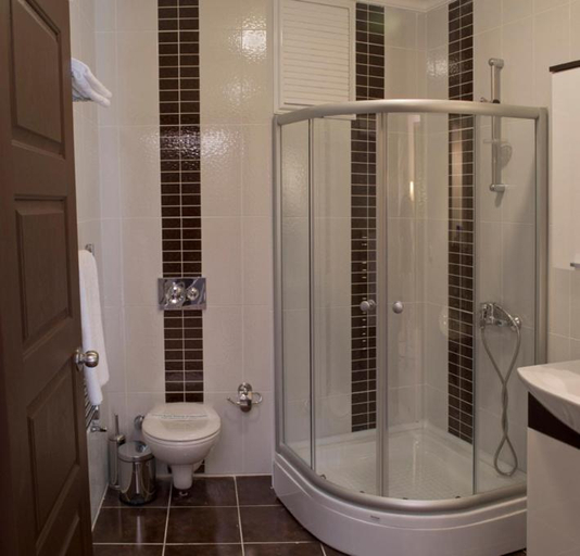 Bathroom 3, The Bosphorus House, Üsküdar