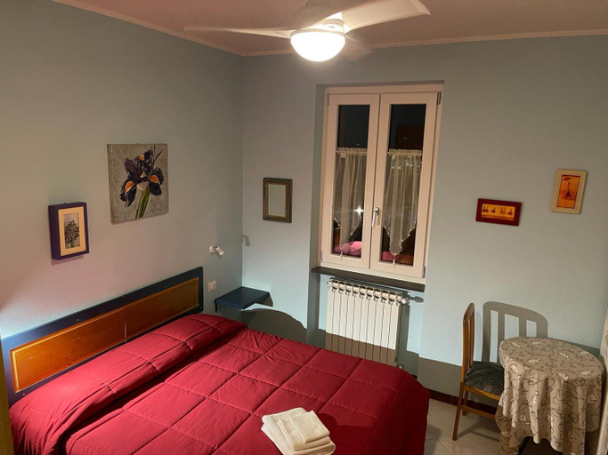 Bedroom 2, Lattrazionedelgeco, Terni