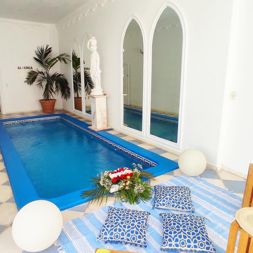 Others 5, Villas Paradise, Compostela